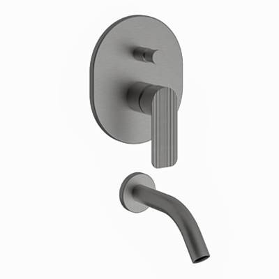 Single handle bath/shower set.