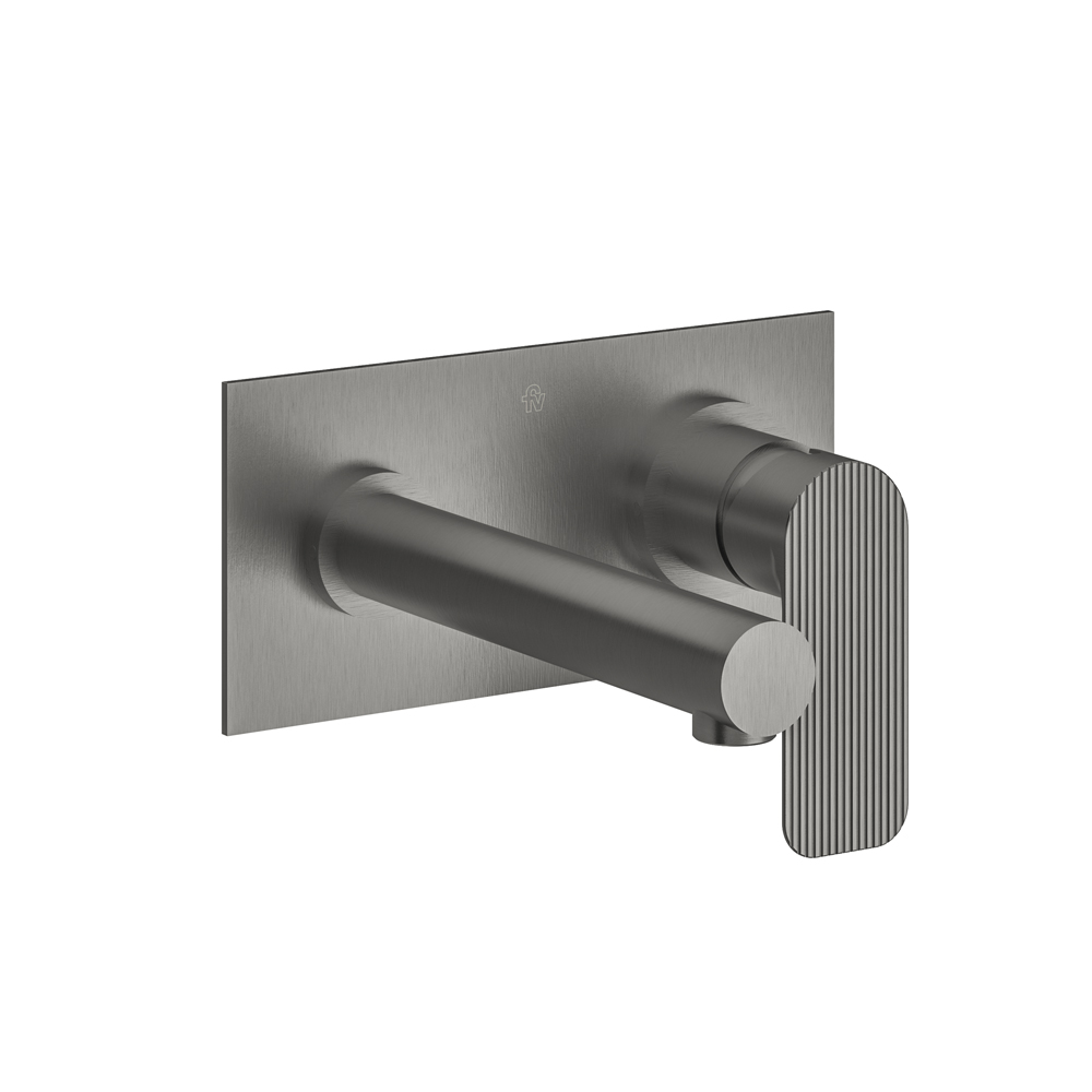 Built-in single handle lavatory set.