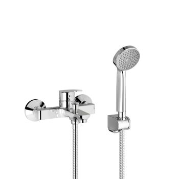 Single handle external shower/tub.